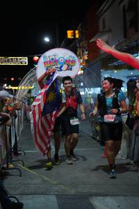 BIB: 505, 5250
                            <button type="button" onclick="openModal(21830626)" class="btn btn-primary btn-sm float-right btn-popup" data-toggle="modal" data-target=".modal-high-quality">
                        <i class="fas fa-shopping-cart"></i> Add to Cart
                    </button>
                                            <button type="button" onclick="isThisMe(21830626, true)" class="btn btn-success btn-sm float-right btn-popup btn-isme hidden" data-toggle="tooltip" data-placement="bottom" title="นี่คือรูปของคุณใช่ไหม คลิกที่นี่เพื่อเอาเข้าอัลบั้ม">
                        <i class="fas fa-plus"></i> Add to album
                    </button>
                    <button type="button" onclick="isThisMe(21830626, false)" class="btn btn-warning btn-sm float-right btn-popup btn-isnotme hidden">
                        <i class="fas fa-ban"></i> Remove from album
                    </button>